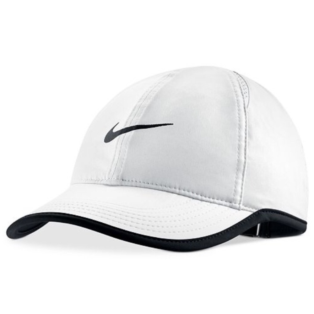White Aerobill Nike tennis hat